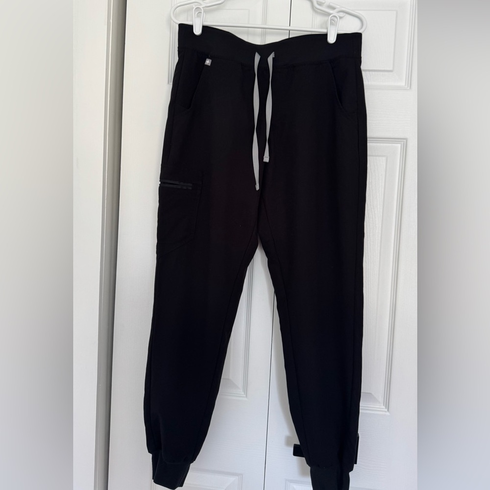 Figs Women’s Black Joggers